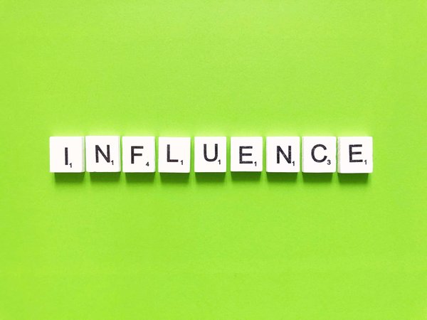 comment réussir sa stratégie de marketing d'influenceur